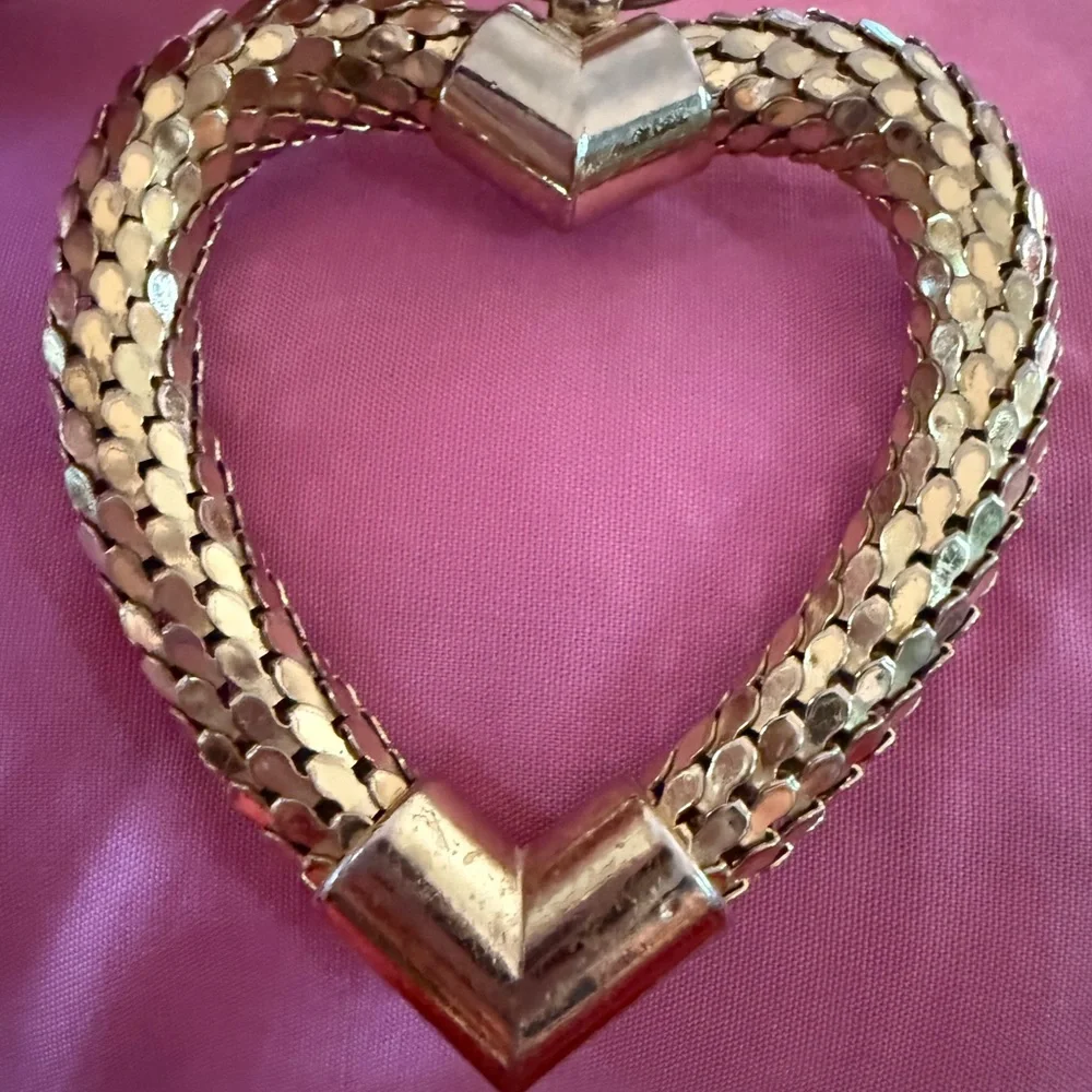 Vintage Whiting & Davis Gold Tone Mesh Heart Keychain Key‎ Ring Fob